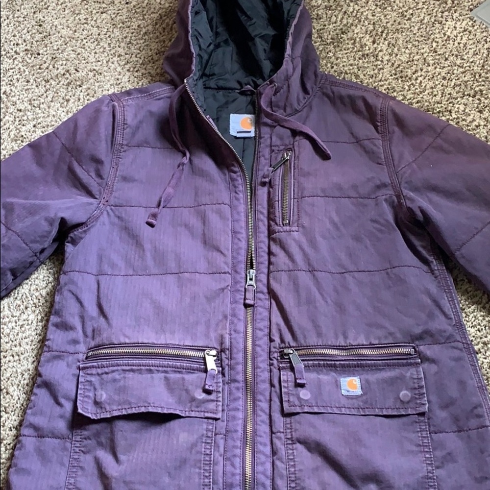 CARHARTT women’s zip up jacket.